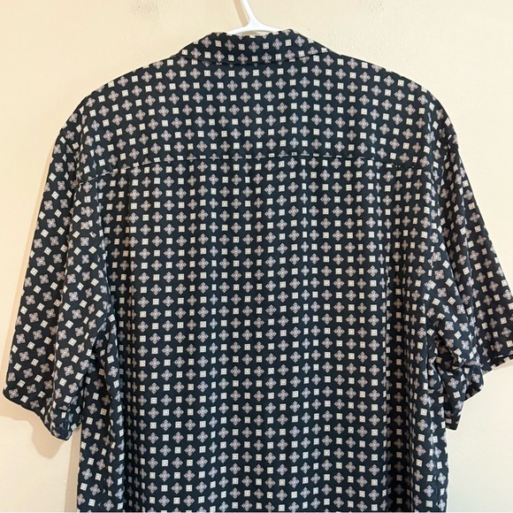 VINTAGE SILK Black & Grey Pattern 100% Silk Button Down Shirt - Picture 9 of 14